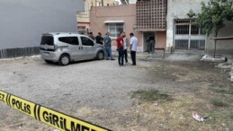 Adana’da ailesinden 2 kişiyi öldüren 3 kişiyi de yaralayan şüpheli, tedavi gördüğü hastanede öldü