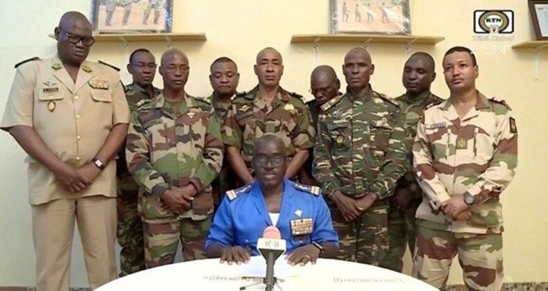 Nijer’de askeri yönetimin atadığı Başbakan Zeine: Cumhurbaşkanı Bazum’a zarar verilmeyecek