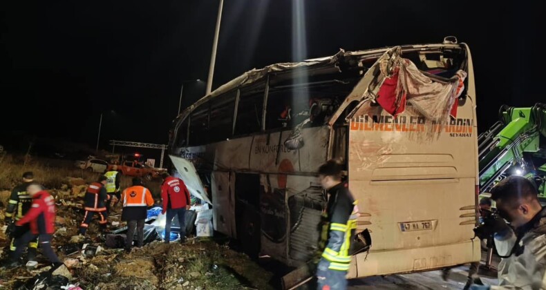 Mersin-Antalya Yolu’nda Yolcu Otobüsü Kazası