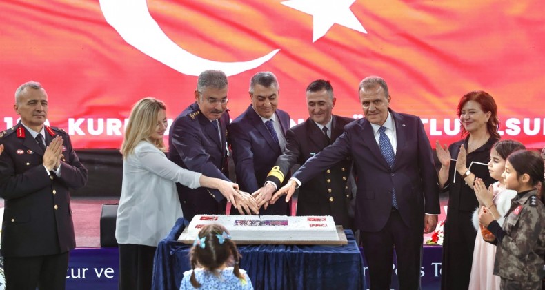 Vali Atilla Toros, Polis Haftası Programına Katıldı
